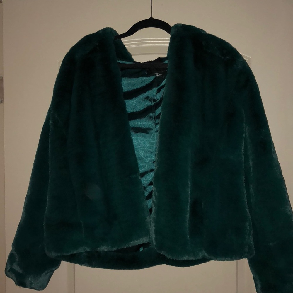 Green fur zip up coat